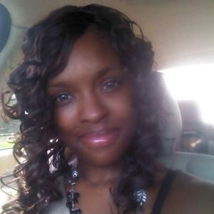 Meet your Posher, Destini